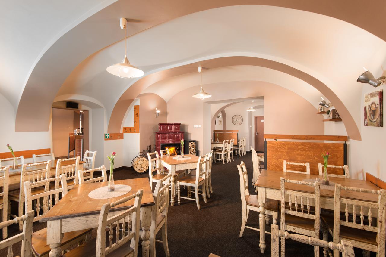Hotel Posta Sobotka Zewnętrze zdjęcie